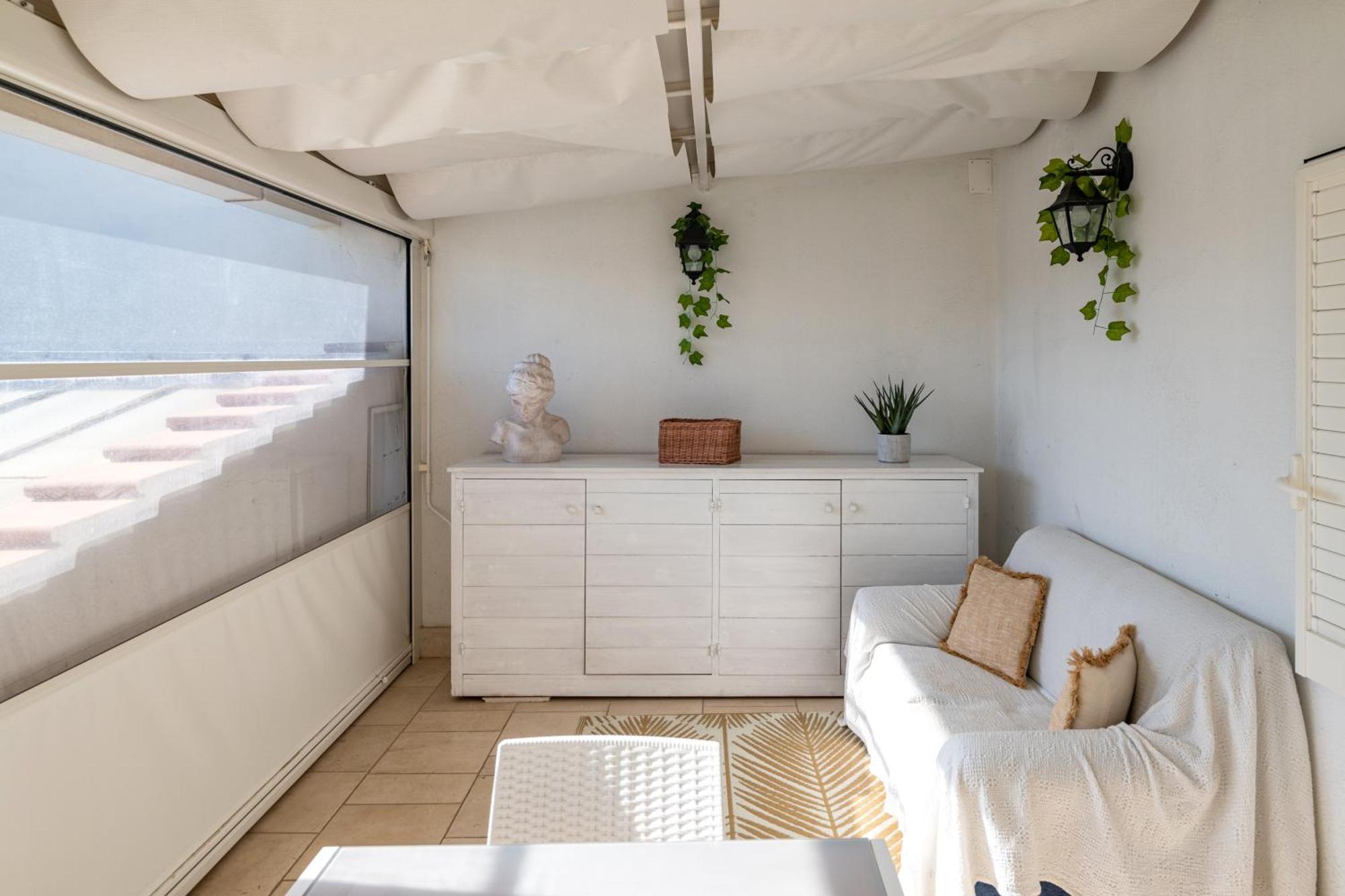 150Mq Rooftop Paradise - Spacious Private Terrace Bari Ngoại thất bức ảnh